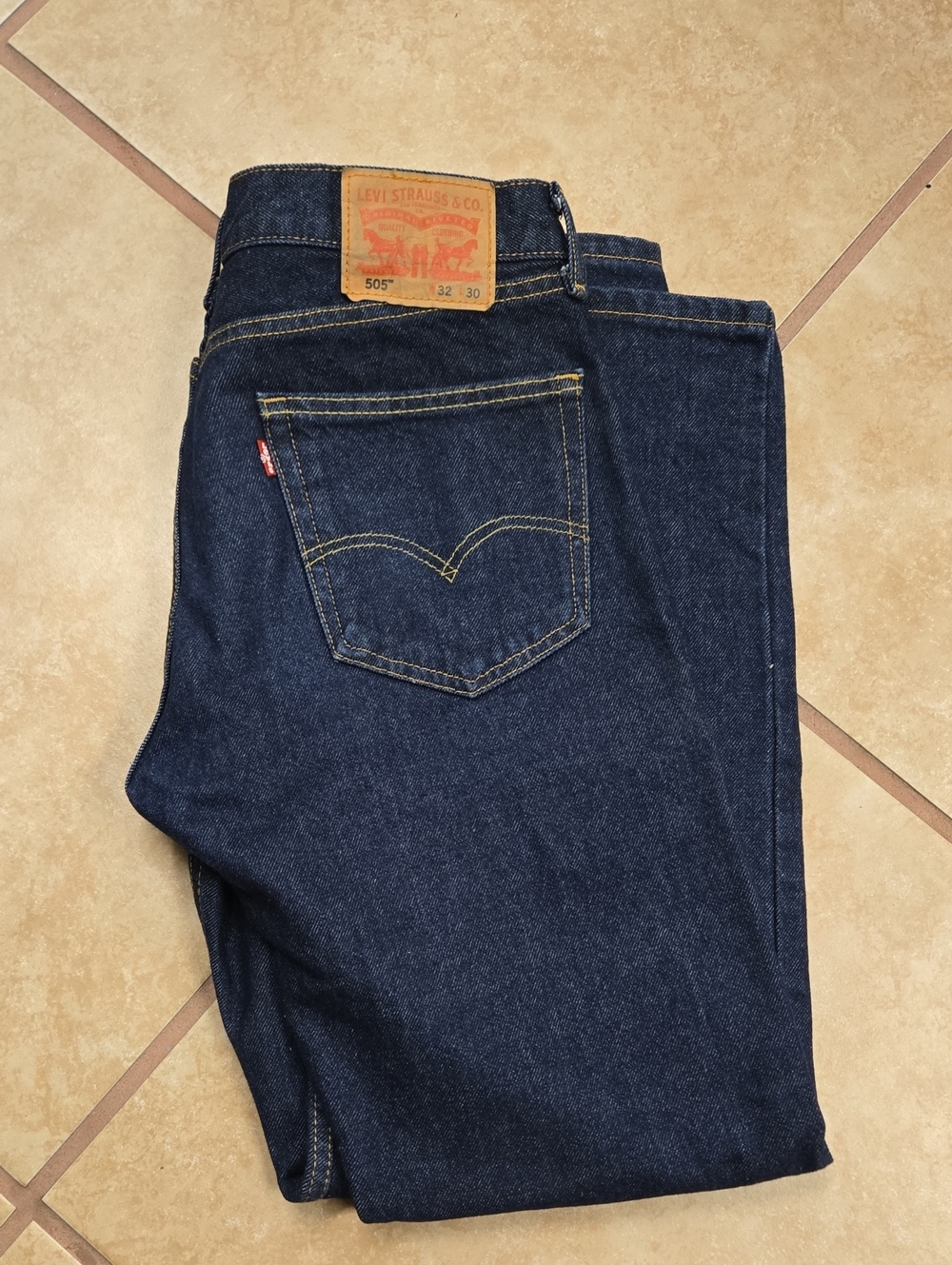 Levi's Indigo Blue Men's Straight Jeans with Red Tab